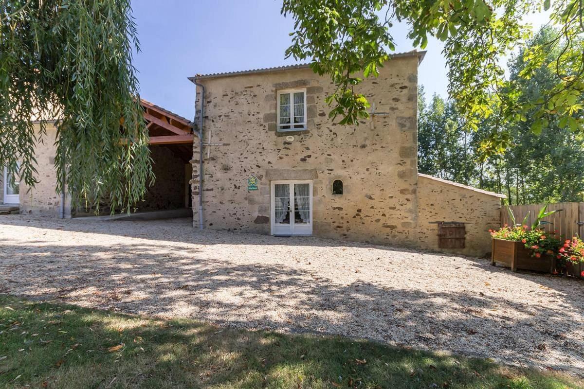 Le Logis Du Chateau Vieillevigne 外观 照片