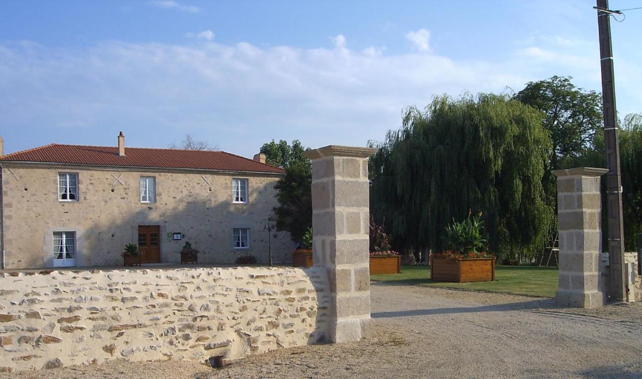 Le Logis Du Chateau Vieillevigne 外观 照片